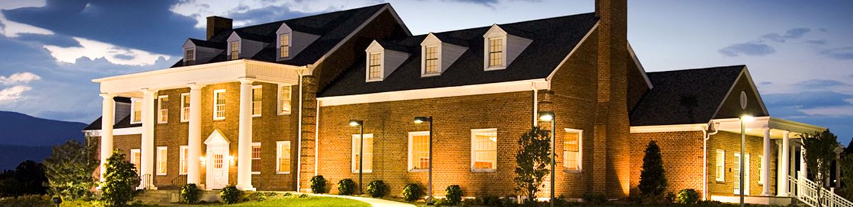 Image of Vinton War Memorial at Night